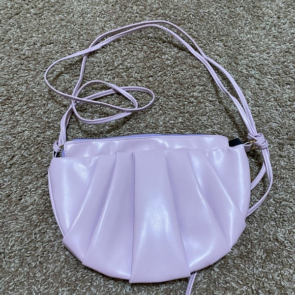 Korean Pleated Cloud Crossbody Bag - Picture 5 of 9